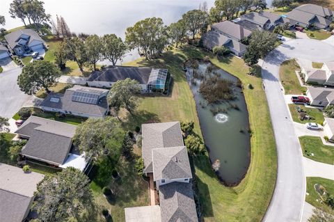 A home in LAKELAND