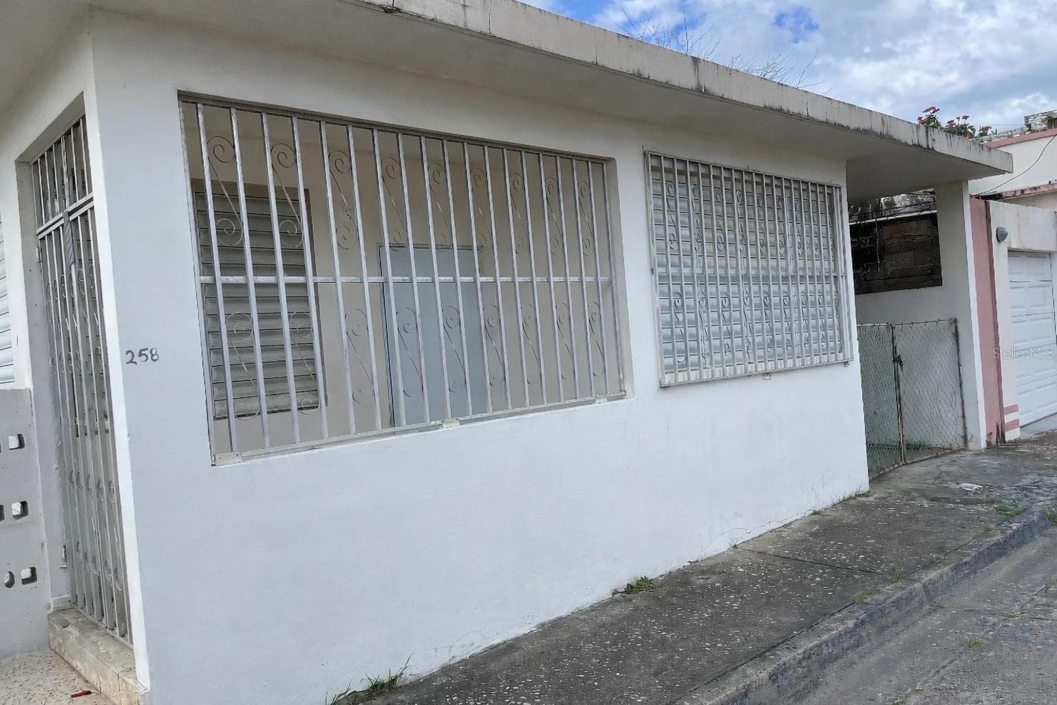 CALLE ANTONIO GONZÁLEZ - Residential