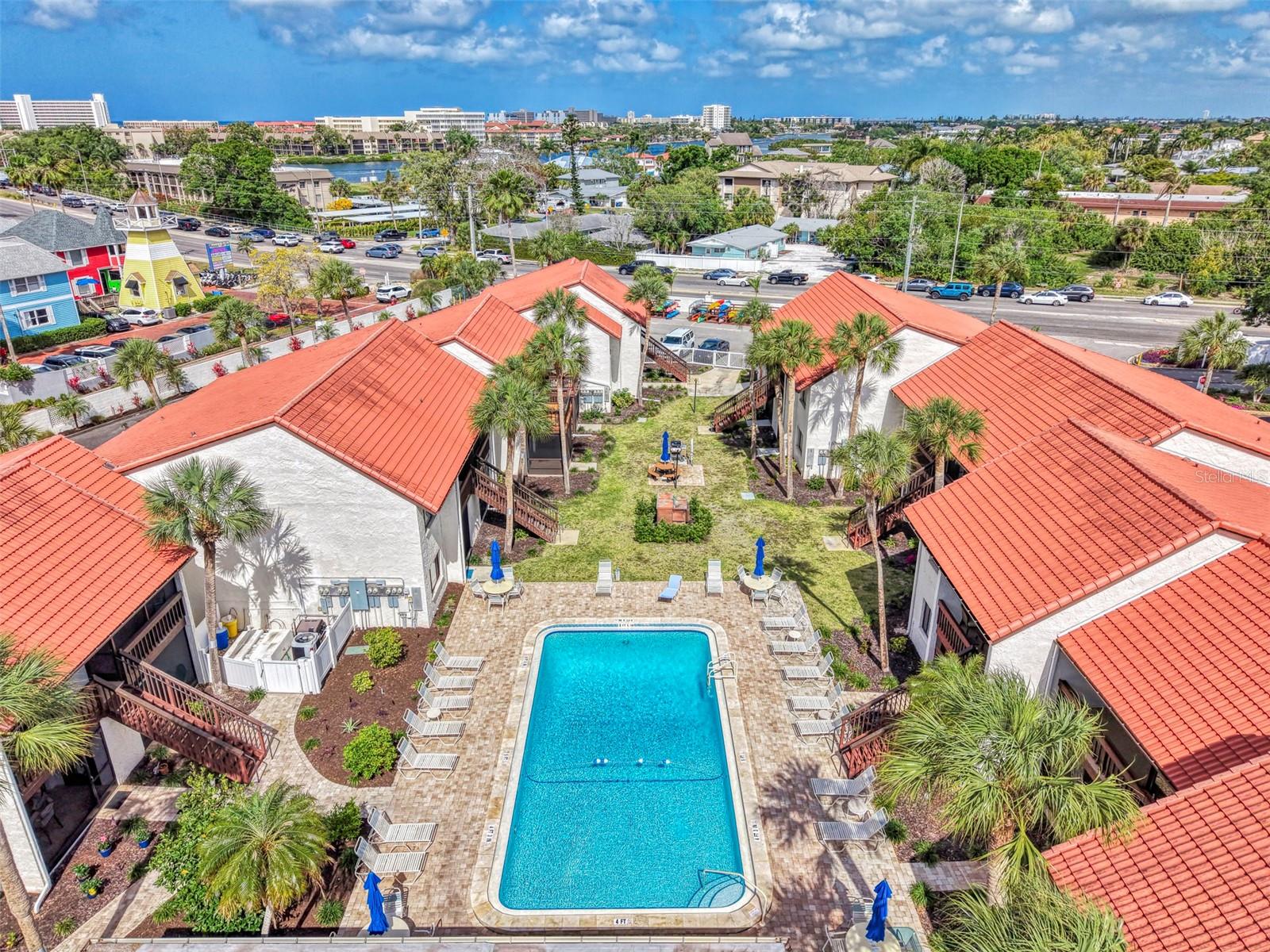 CASTEL DEL MARE - Residential