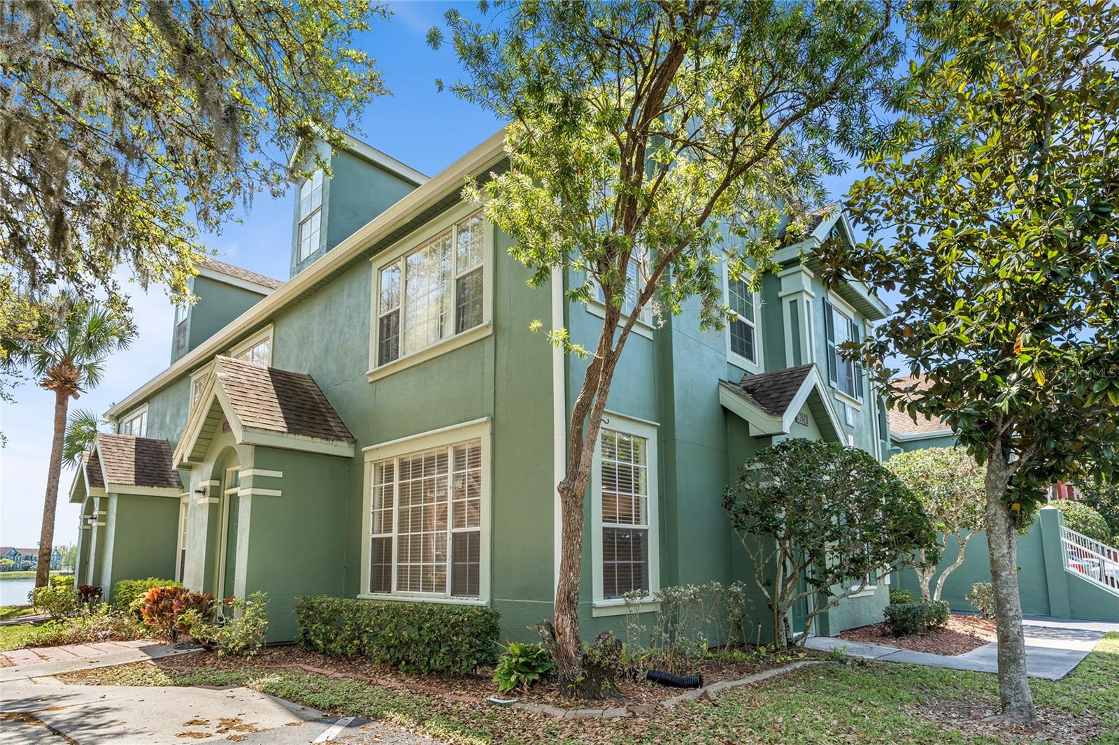 9158 LAKE CHASE ISLAND WAY 9158