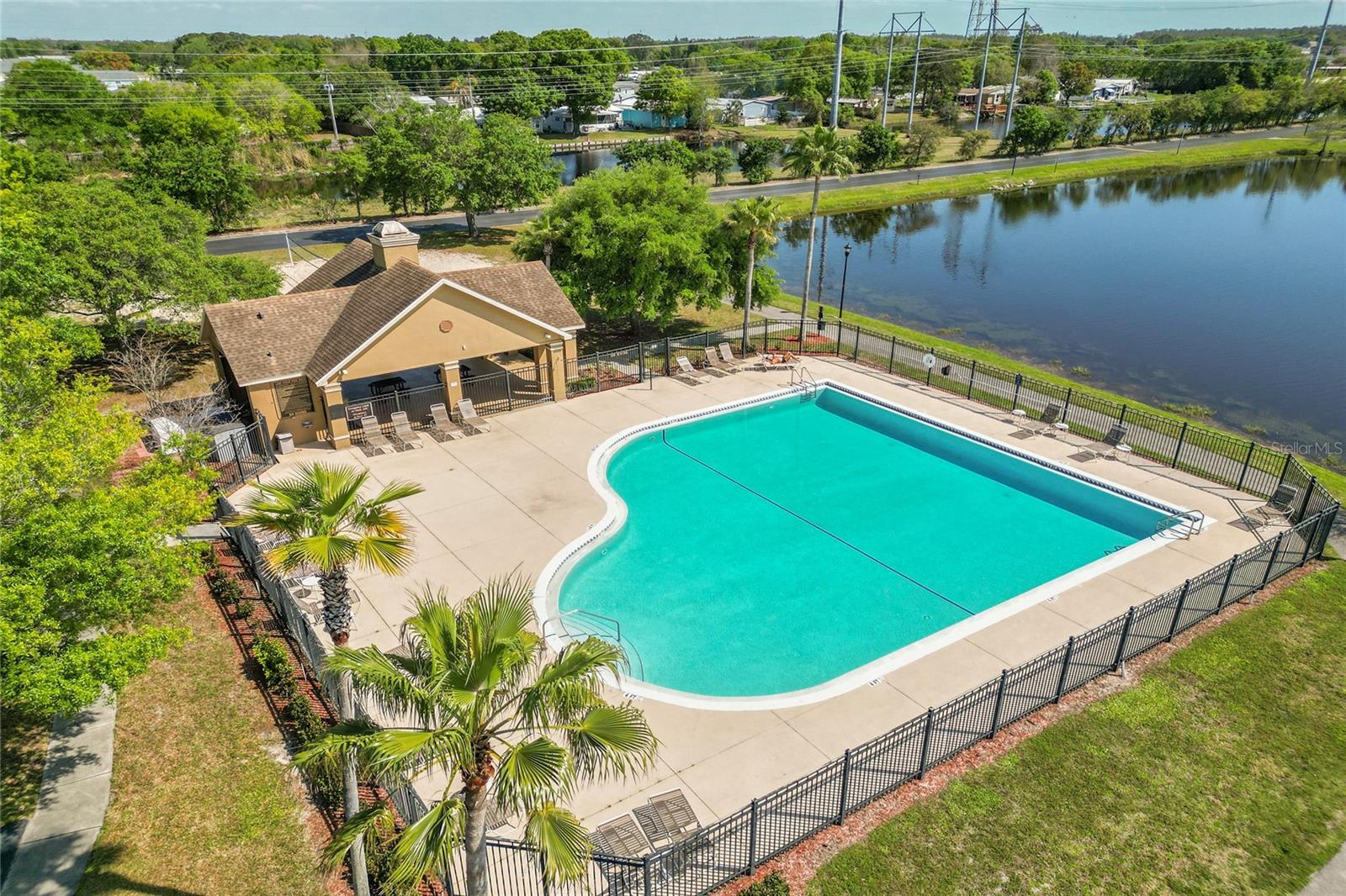 LAKE CHASE CONDO - Residential