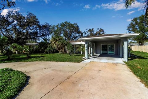 A home in PORT CHARLOTTE