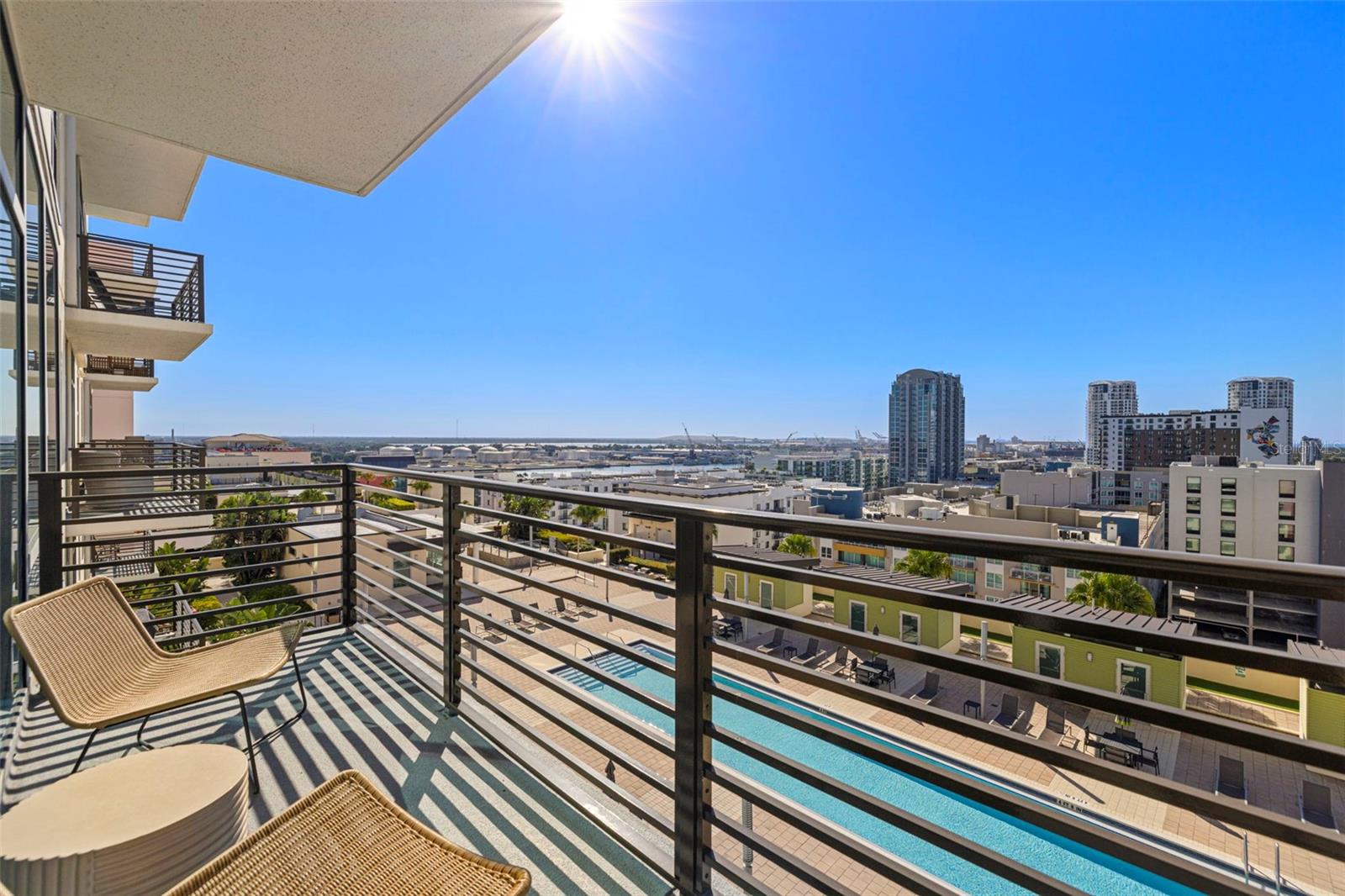 GRAND CENTRAL AT KENNEDY RESID - Residential