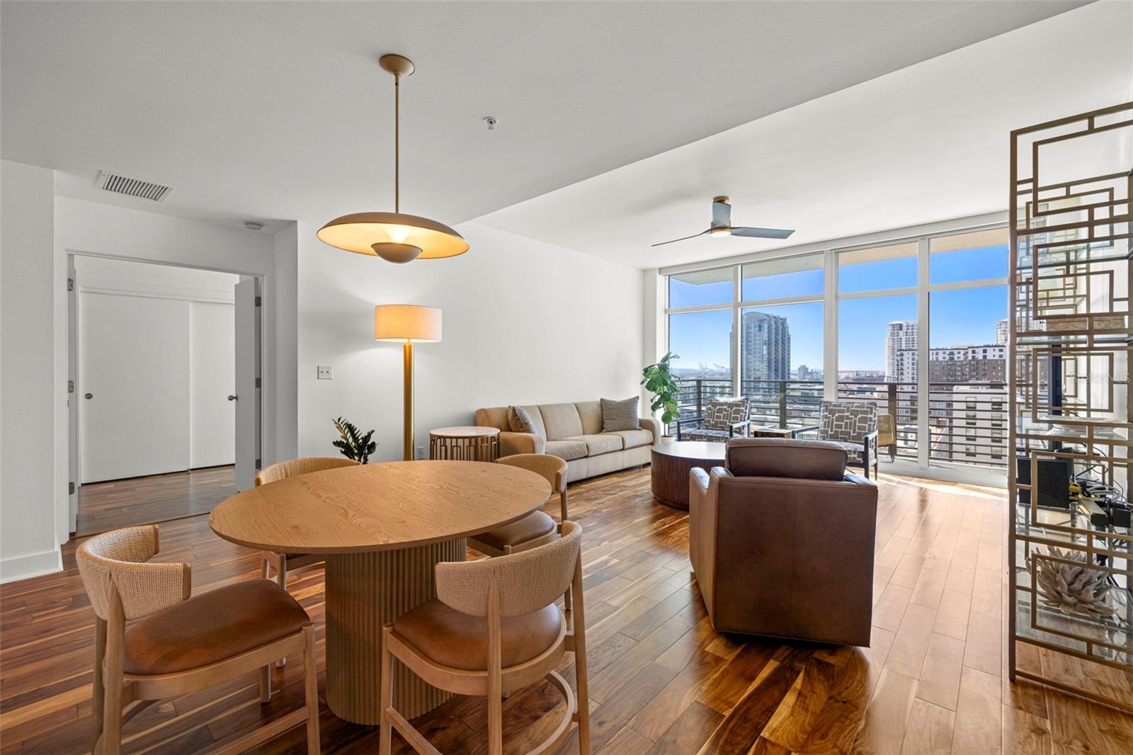GRAND CENTRAL AT KENNEDY RESID - Residential