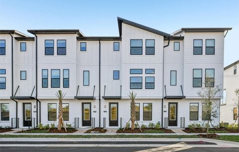 Photo of 15351 Hamlin Park Drive, Winter Garden, FL 34787 (MLS # TB8462966)