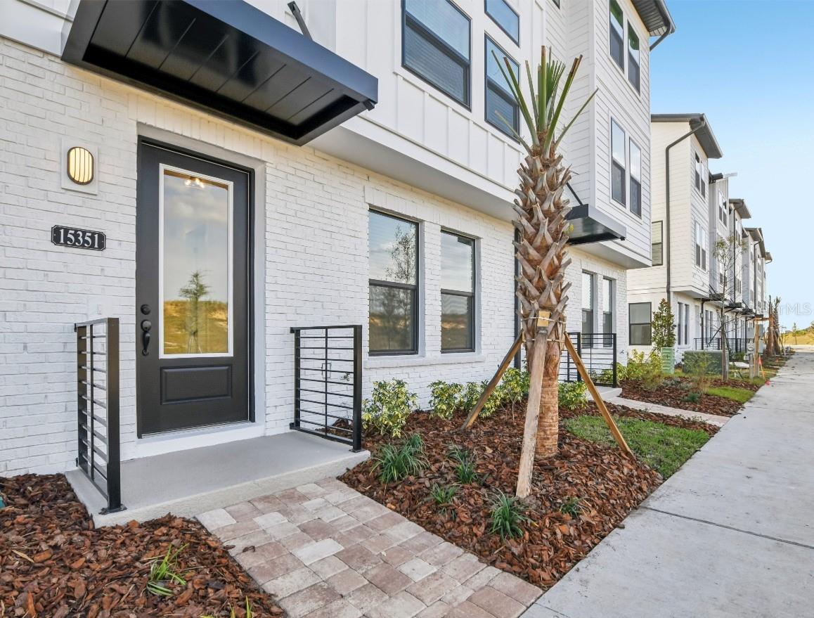 15351 HAMLIN PARK DRIVE