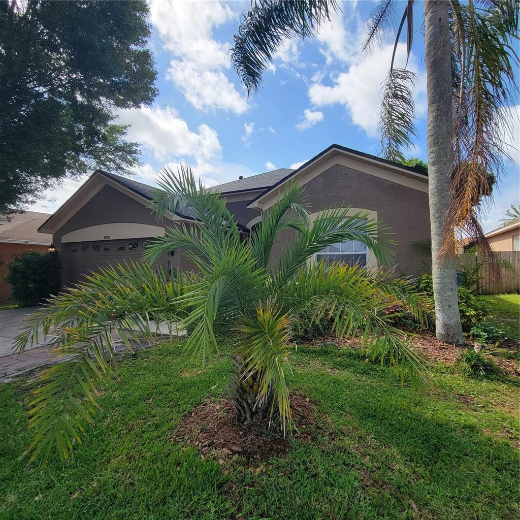 Photo of 10419 Goldenbrook Way, Tampa, FL 33647 (MLS # TB8546209)