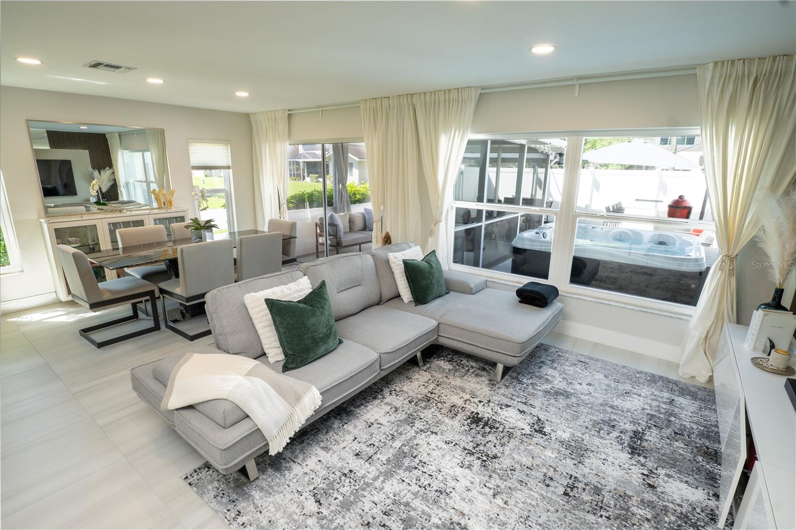 1236 NW 52ND WAY