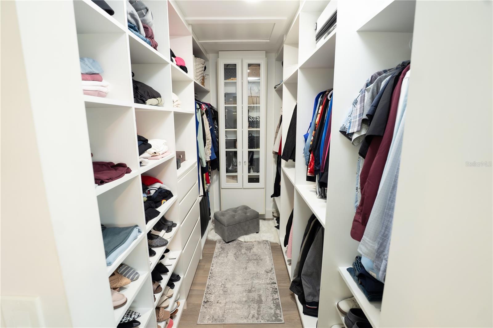 THE LAKES 109-9 B - Residential