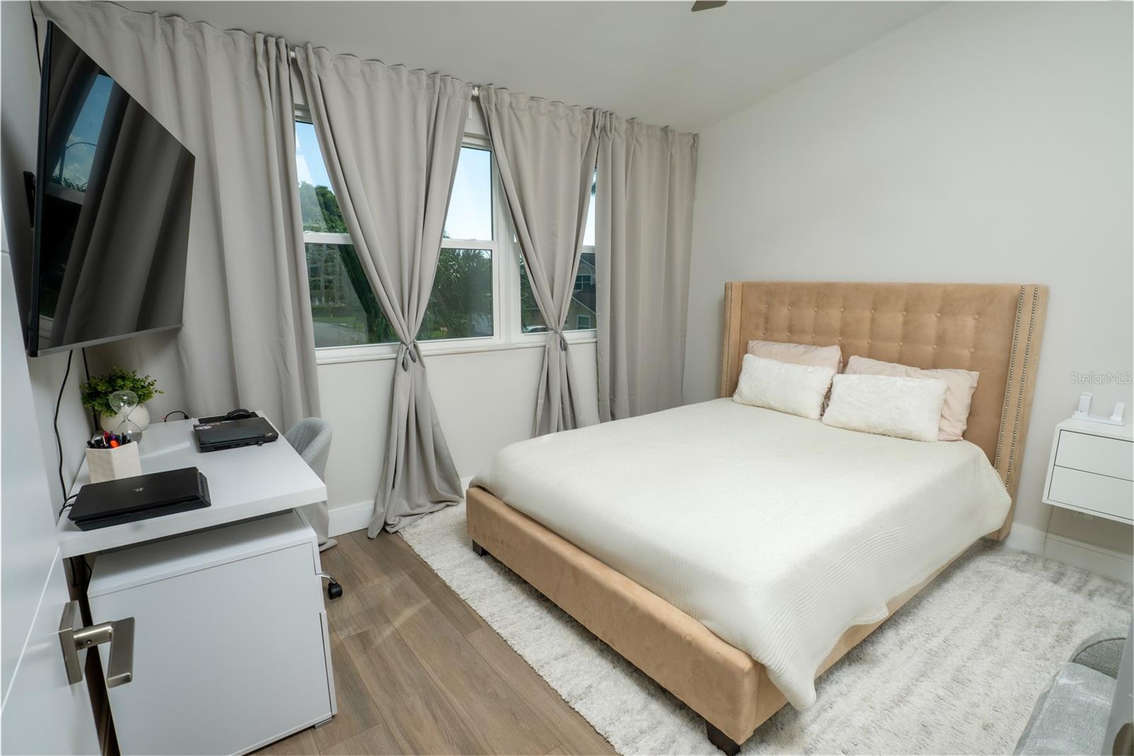 THE LAKES 109-9 B - Residential