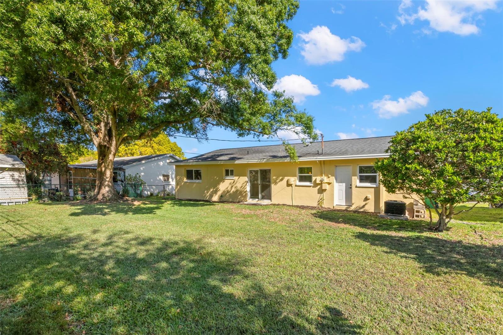 HARBOR HEIGHTS ESTATES - Residential