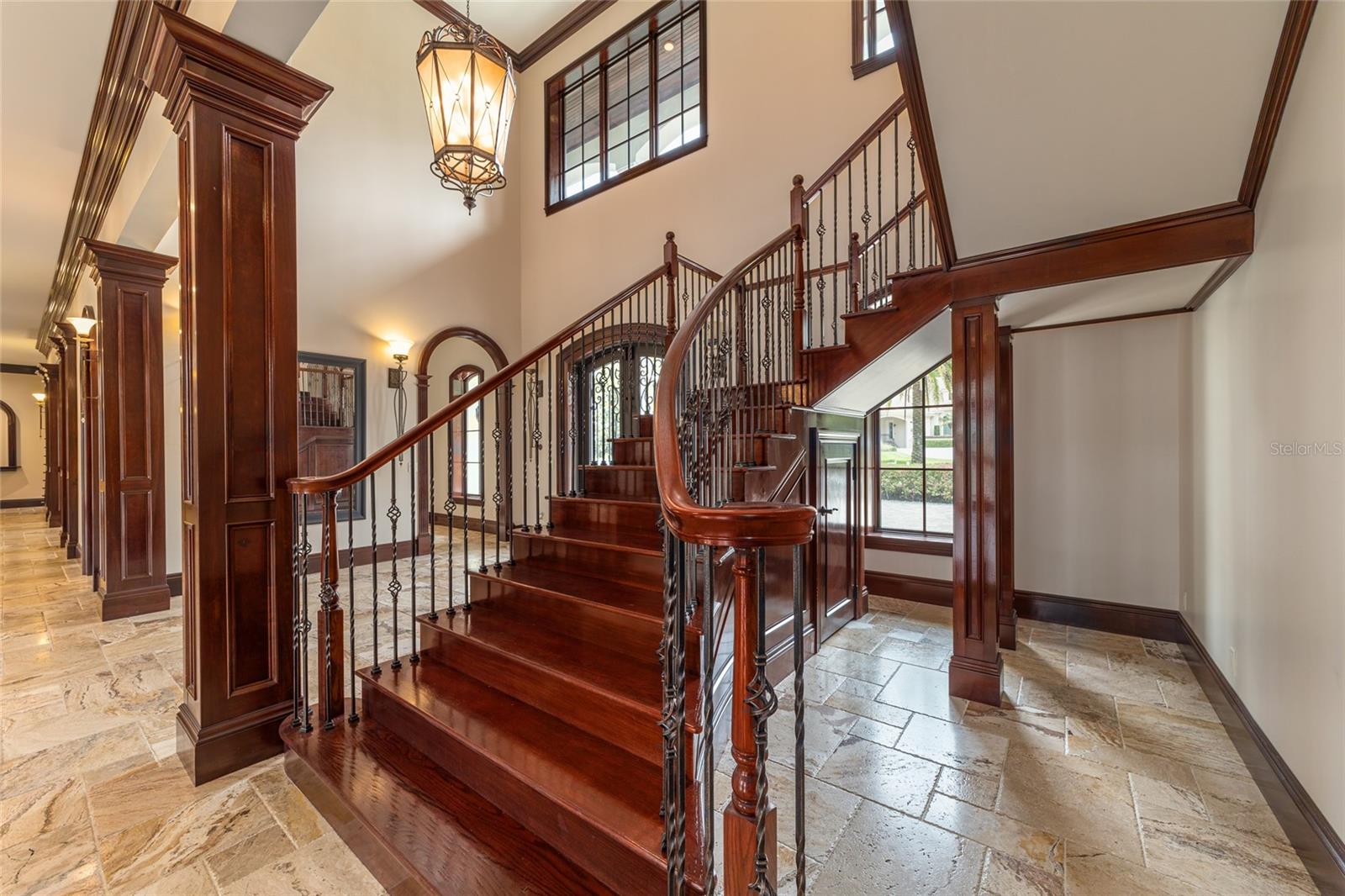 GOLDEN OCALA - Residential