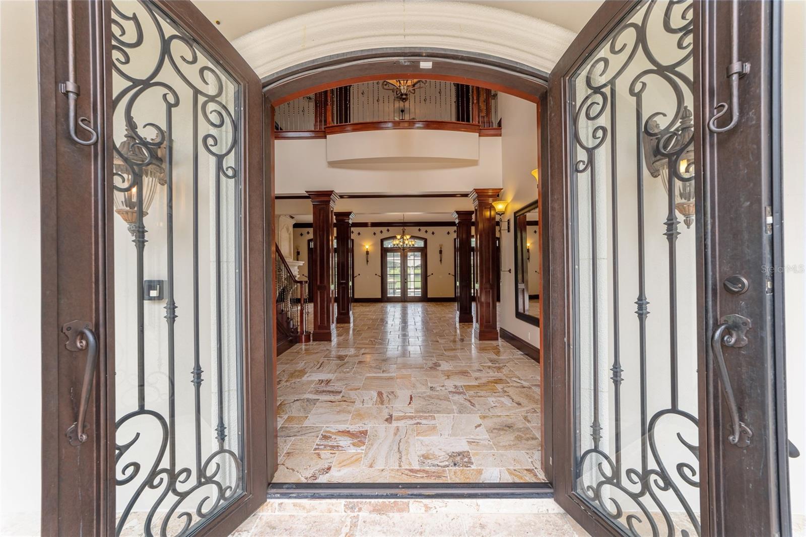 GOLDEN OCALA - Residential