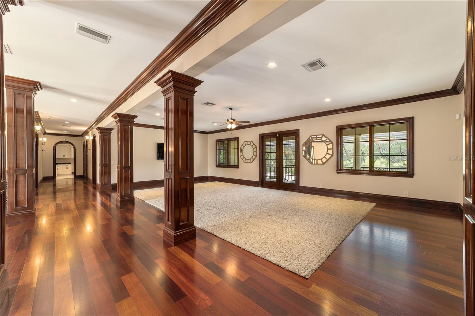 GOLDEN OCALA - Residential