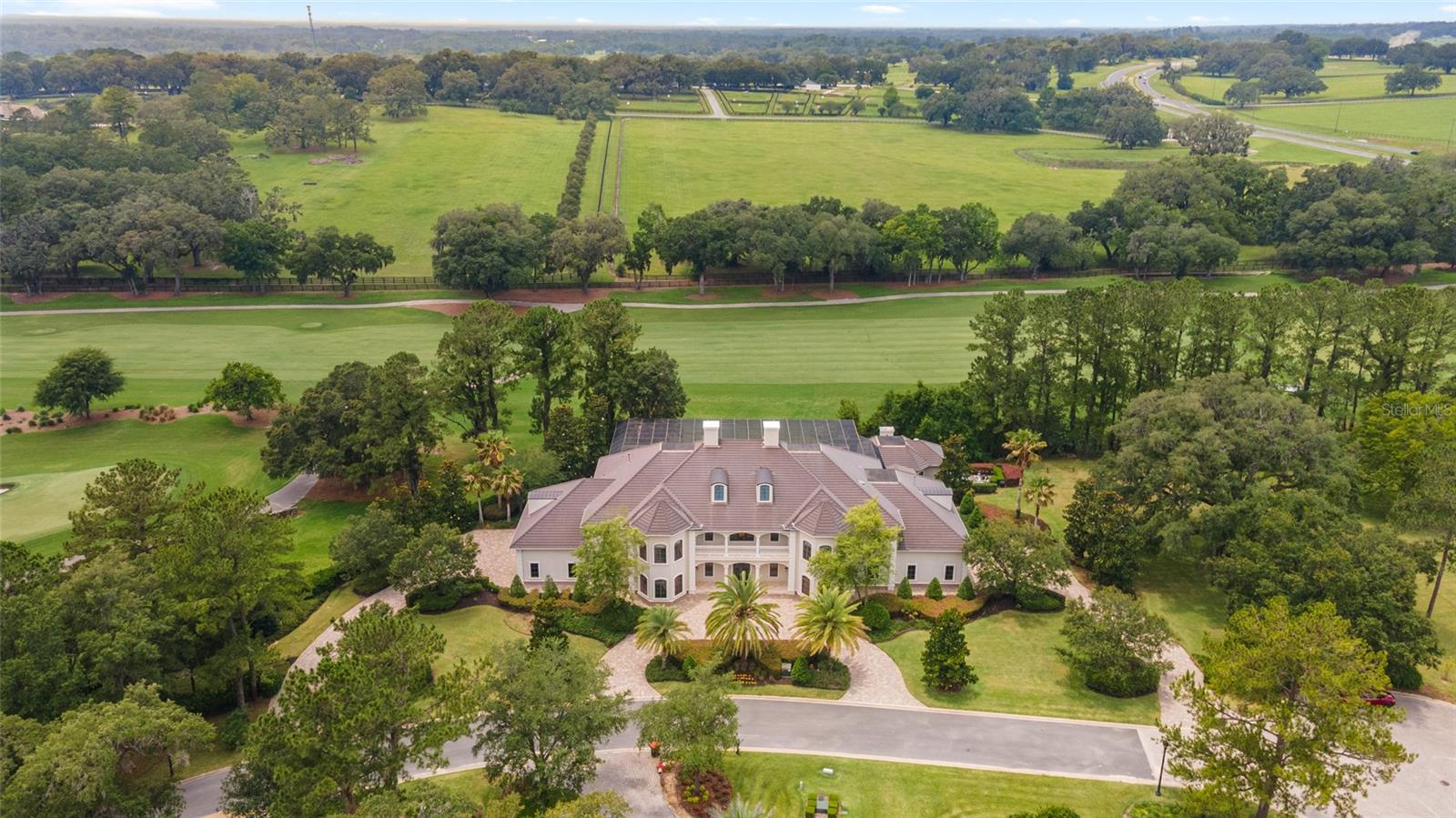 GOLDEN OCALA - Residential