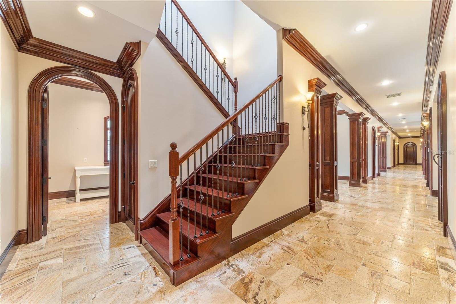 GOLDEN OCALA - Residential