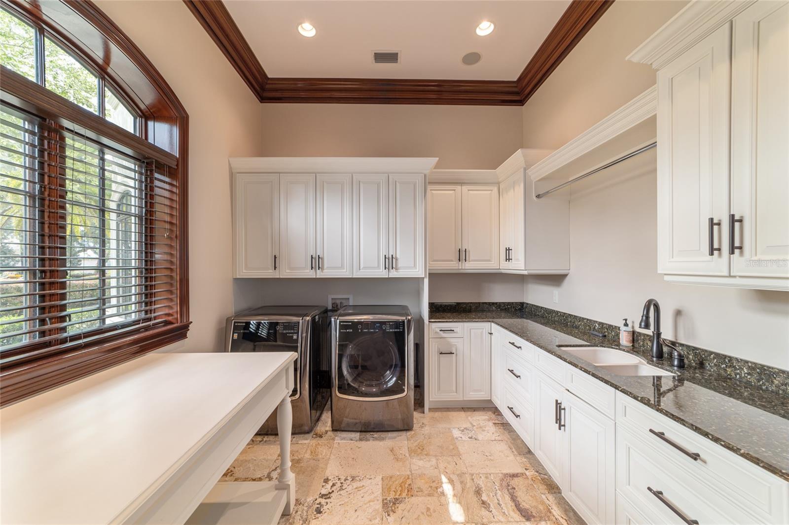 GOLDEN OCALA - Residential