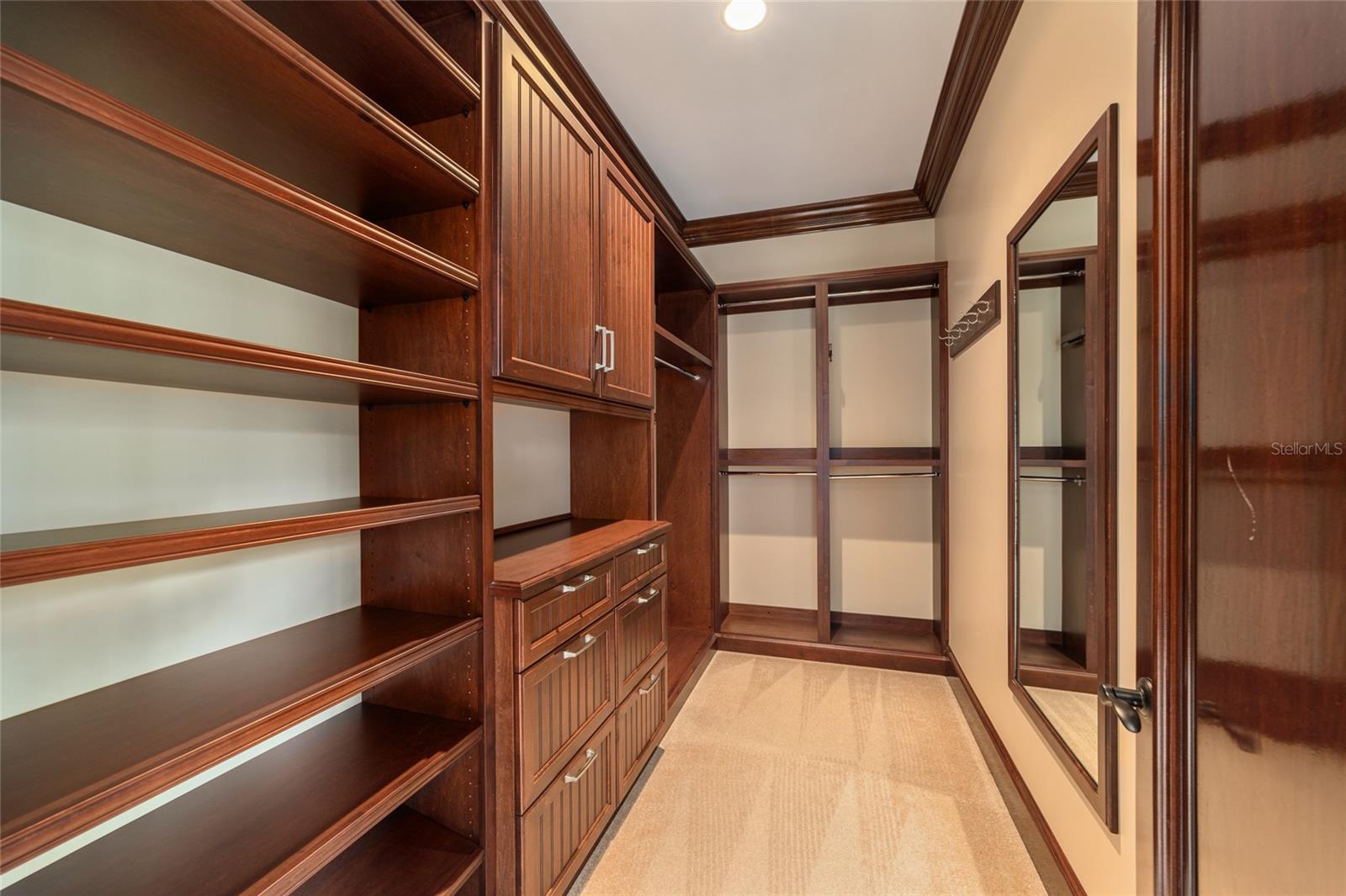 GOLDEN OCALA - Residential