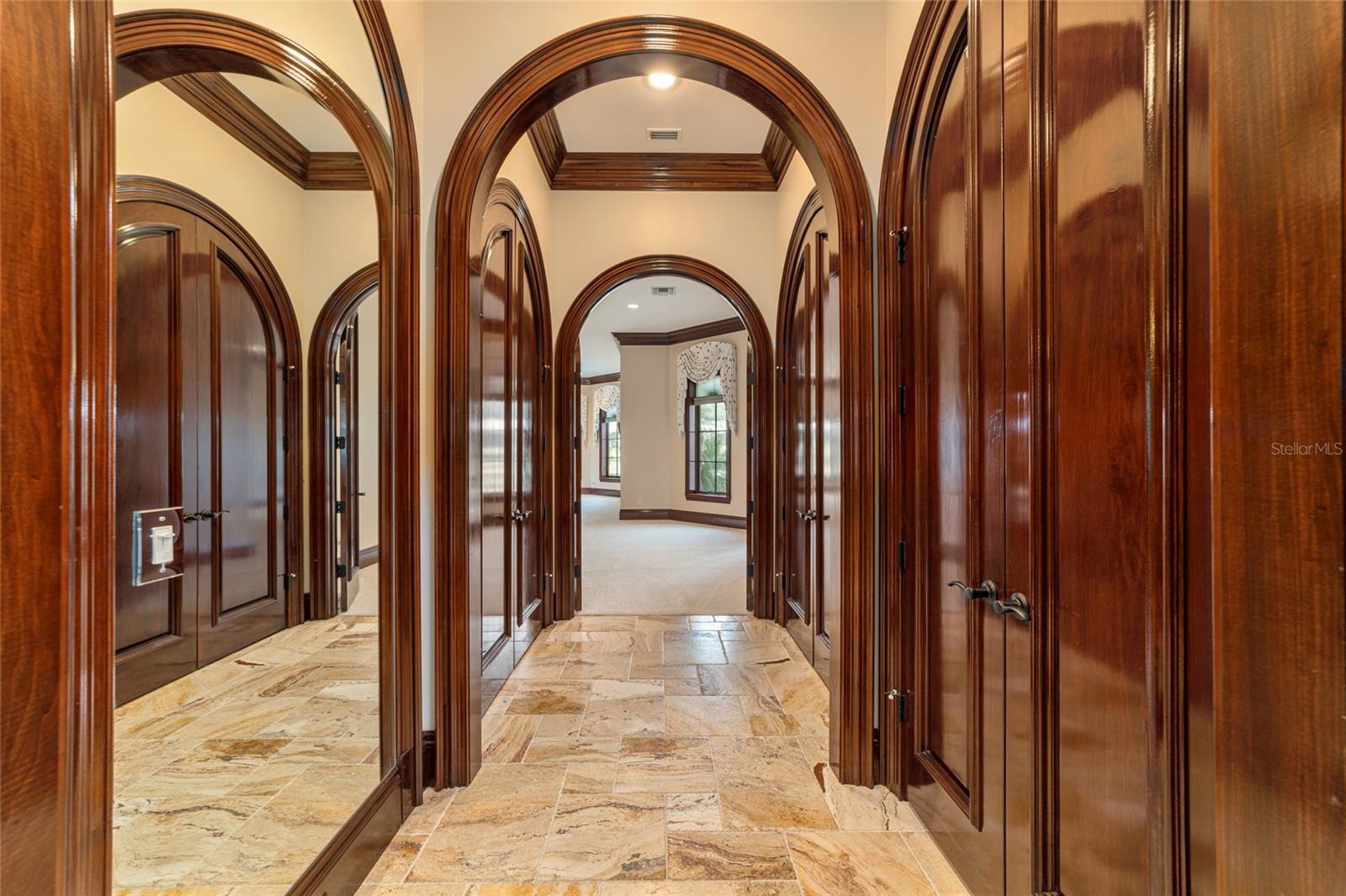 GOLDEN OCALA - Residential