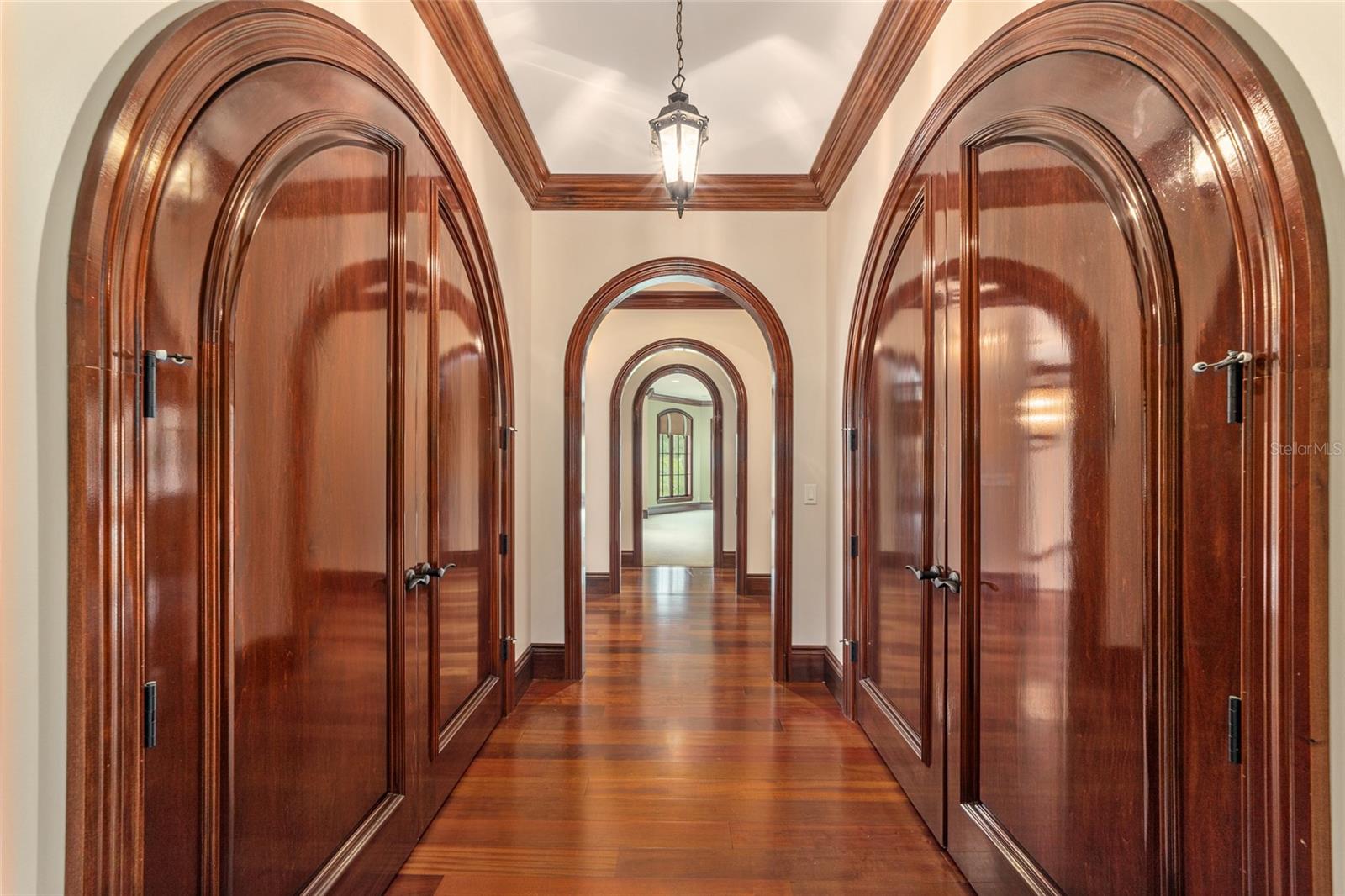 GOLDEN OCALA - Residential