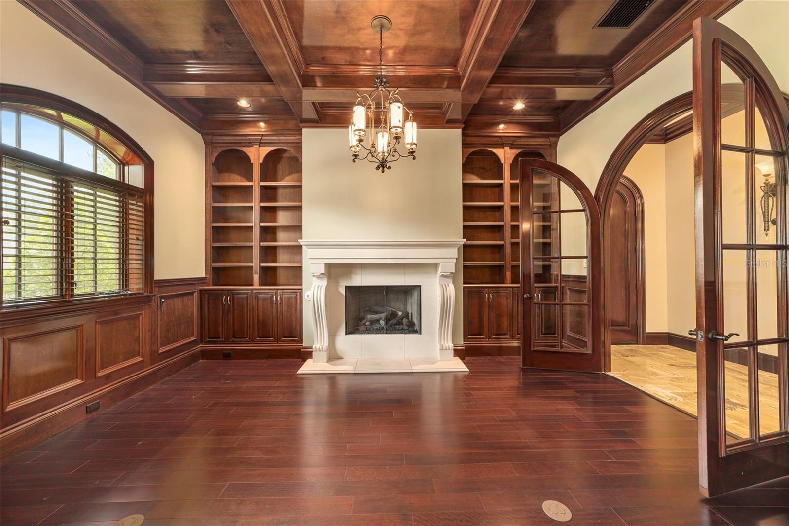 GOLDEN OCALA - Residential