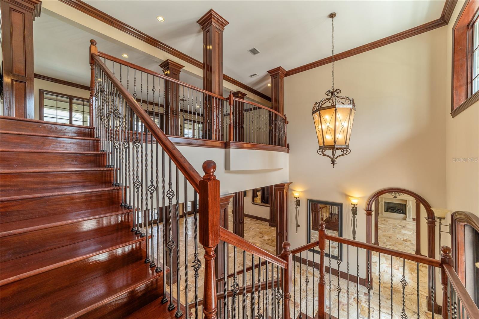 GOLDEN OCALA - Residential