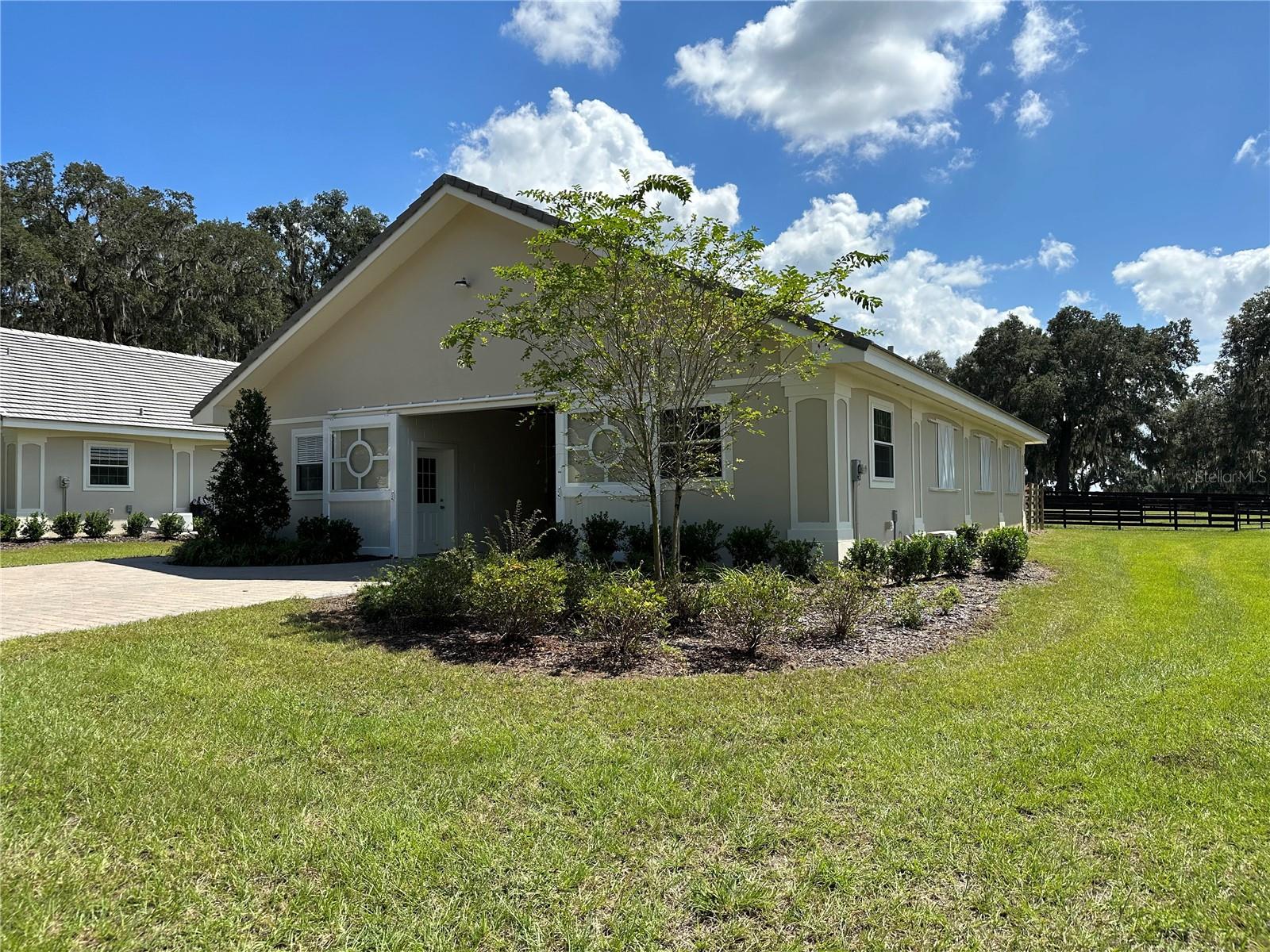 GOLDEN OCALA - Residential