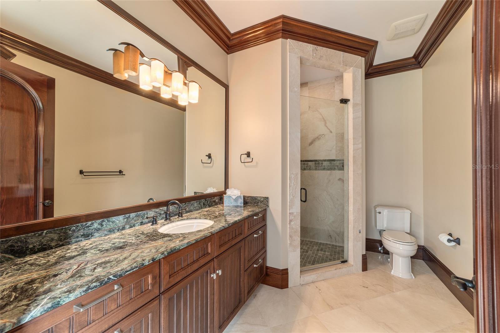 GOLDEN OCALA - Residential