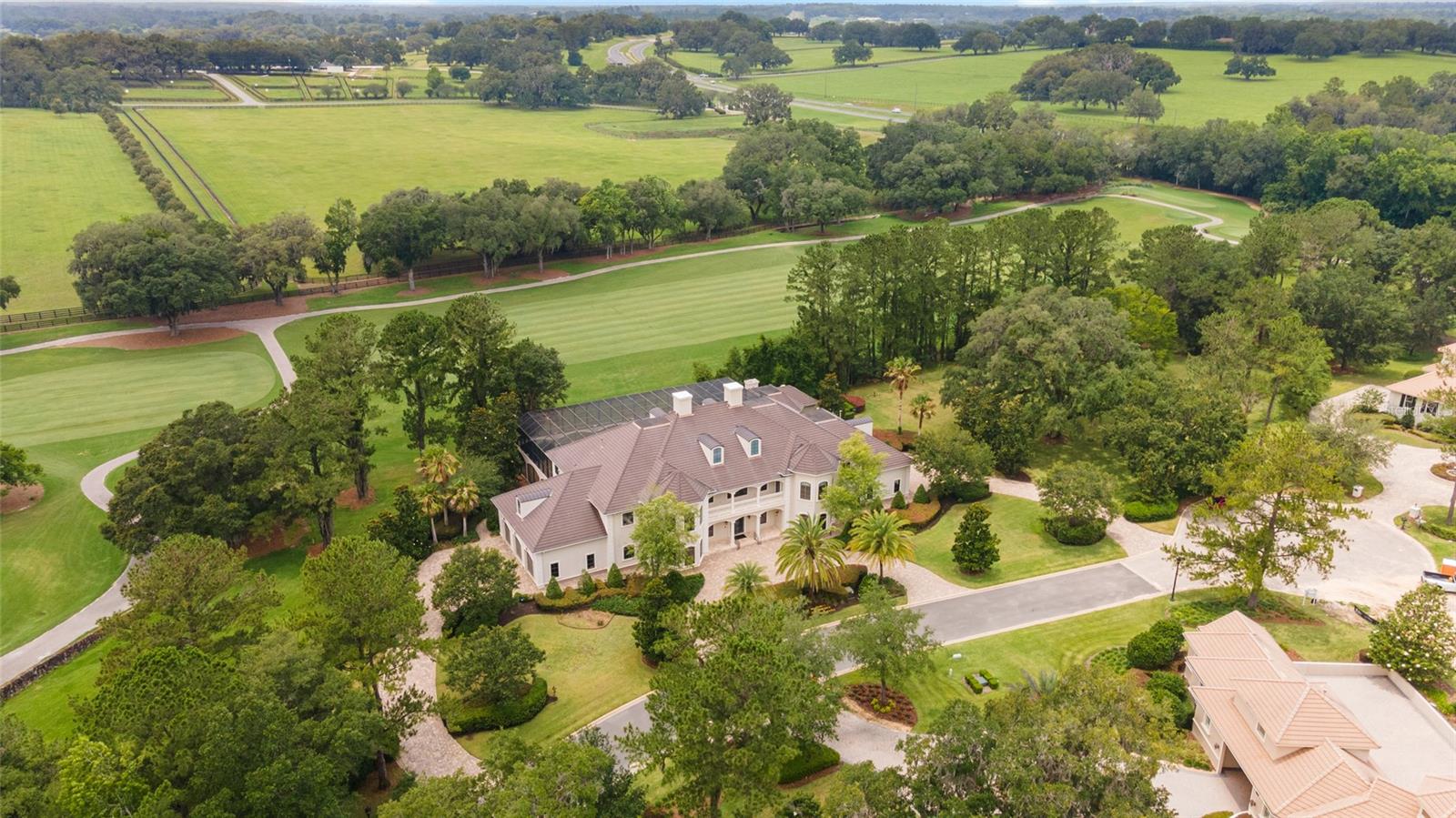 GOLDEN OCALA - Residential