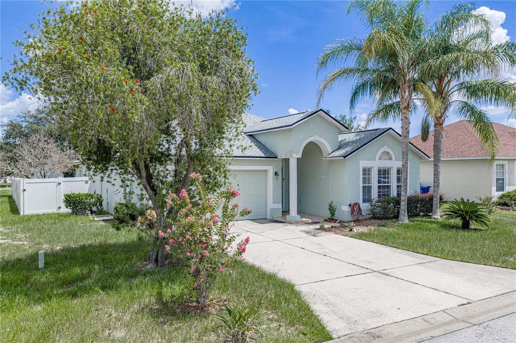 Photo of 5638 Royal Hills Street, Winter Haven, FL 33881 (MLS # P4939553)