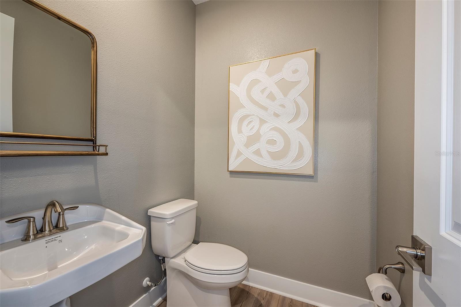 SUNSTONE LAKESIDE AT WELLEN PARK - Residential