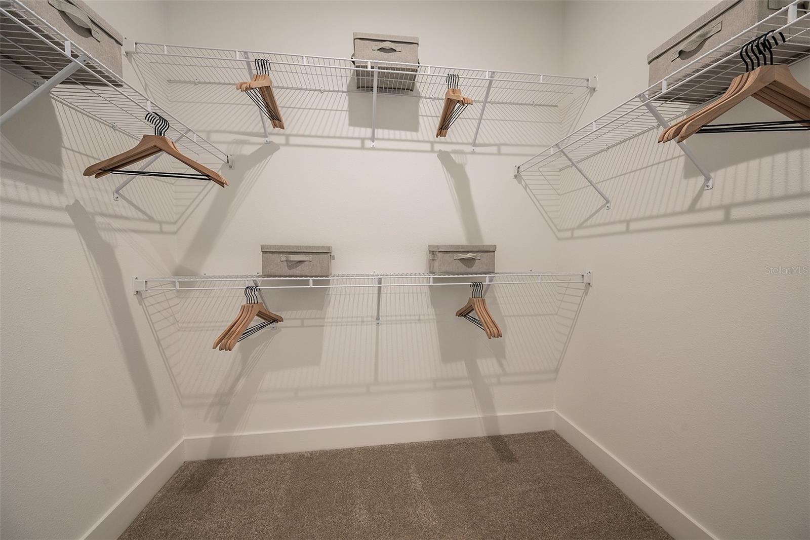 SUNSTONE LAKESIDE AT WELLEN PARK - Residential