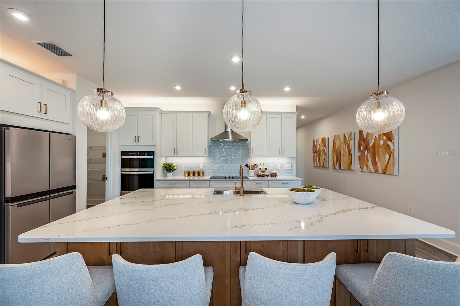 SUNSTONE LAKESIDE AT WELLEN PARK - Residential