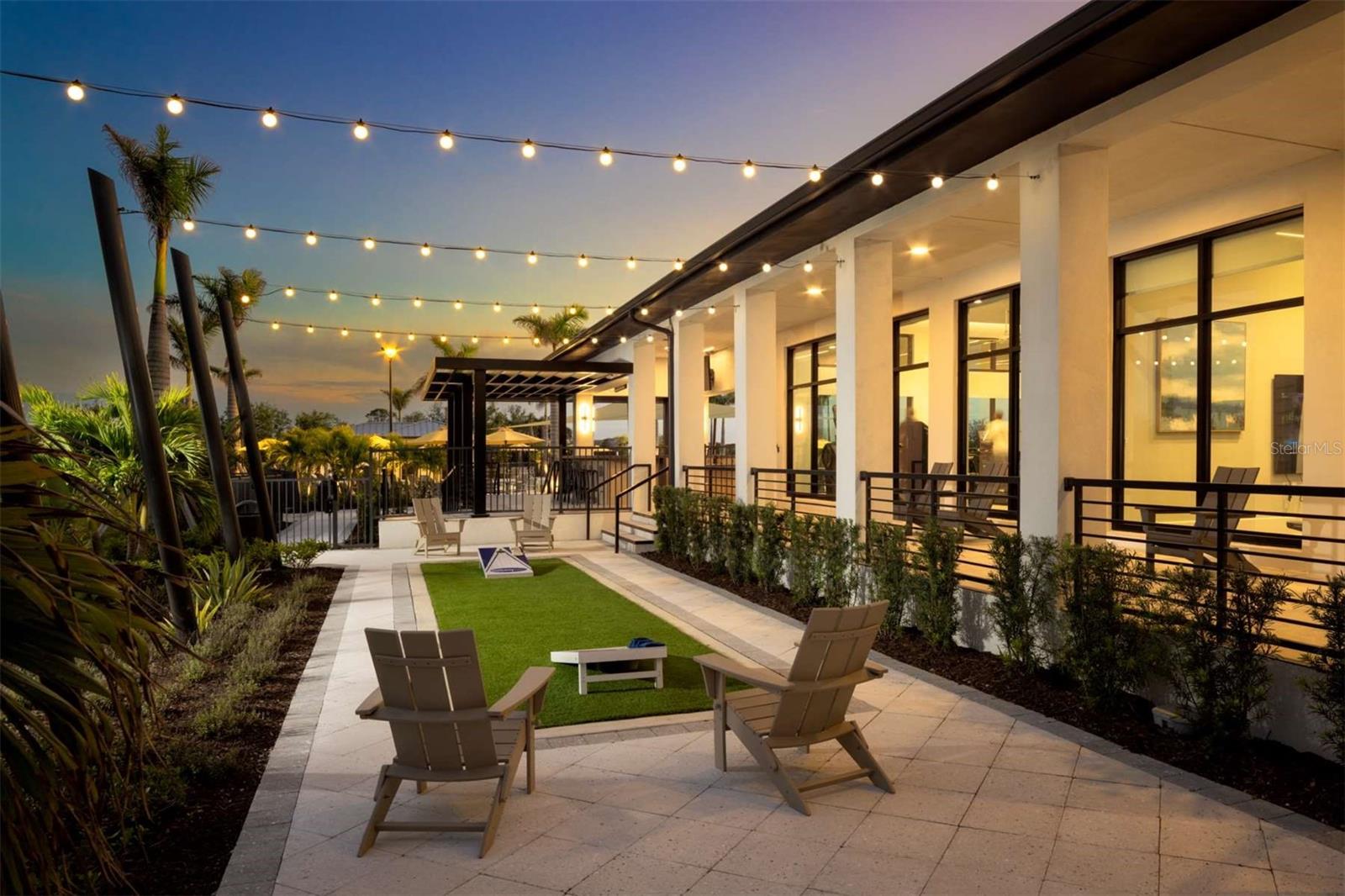 SUNSTONE LAKESIDE AT WELLEN PARK - Residential