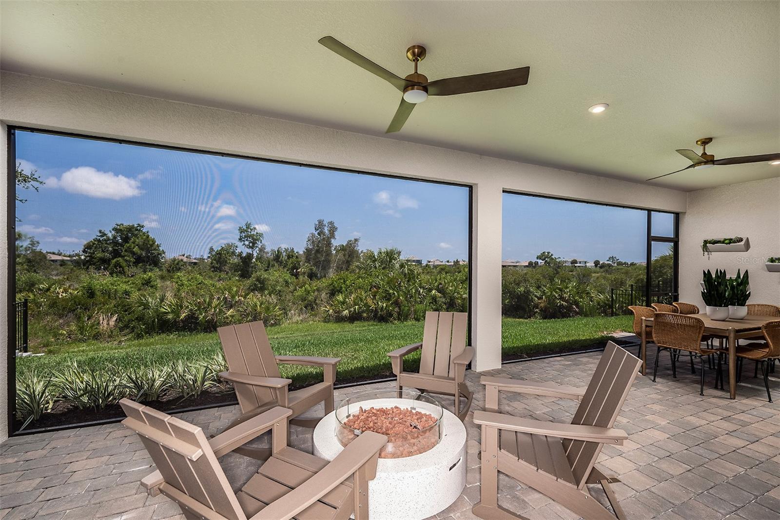 SUNSTONE LAKESIDE AT WELLEN PARK - Residential