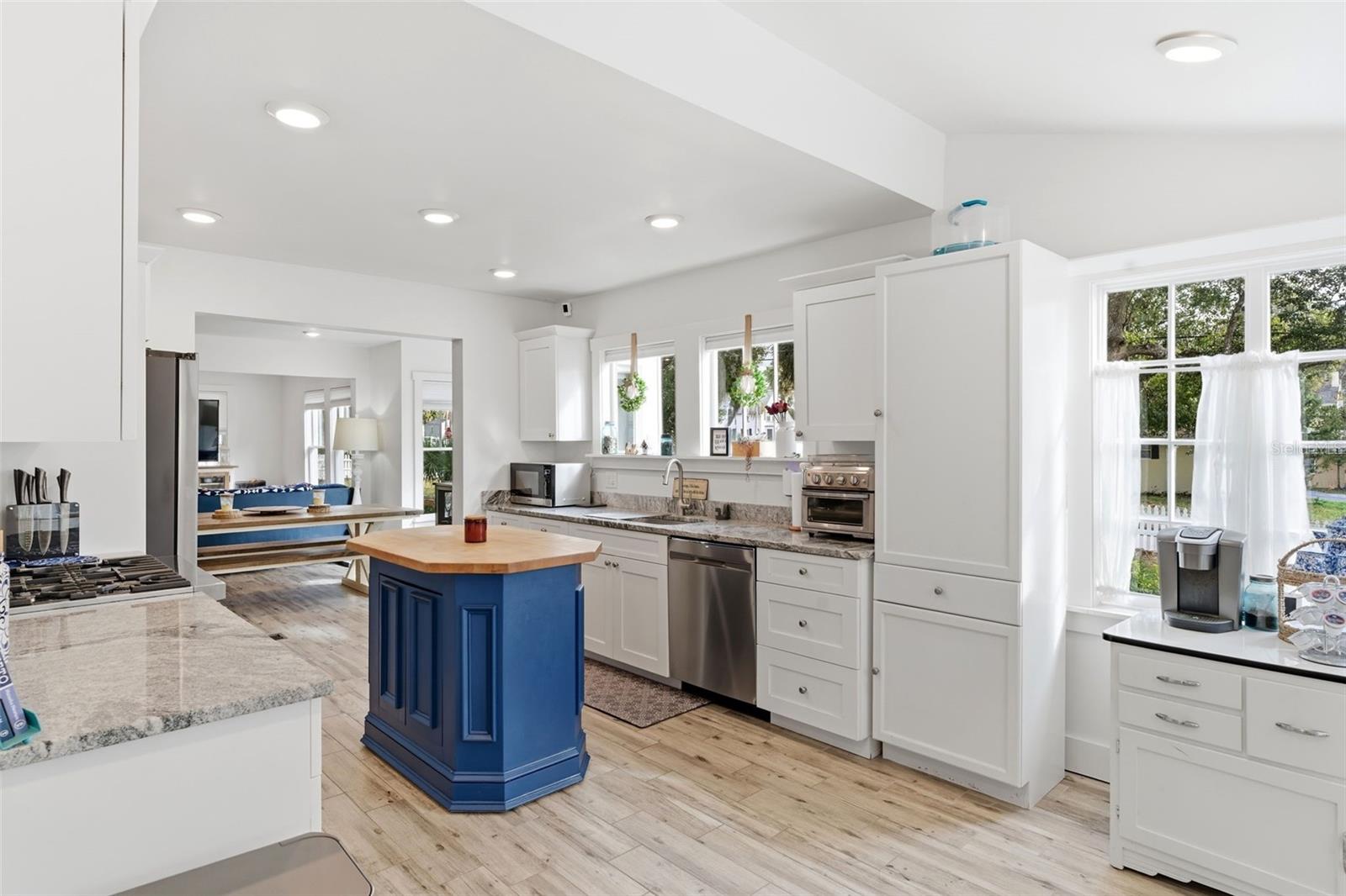 ORANGE CITY - Residential