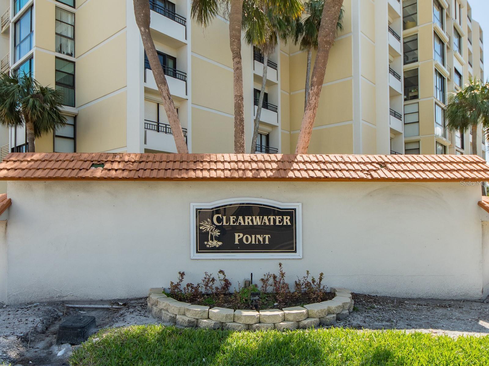800 S GULFVIEW BOULEVARD 305