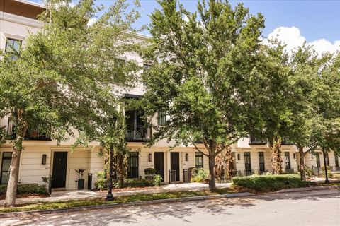 Photo of 623 E Jackson Street, Orlando, FL 32801 (MLS # O6403923)