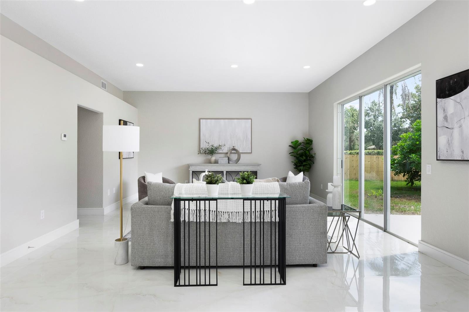 BLOOMINGDALE SEC J J - Residential