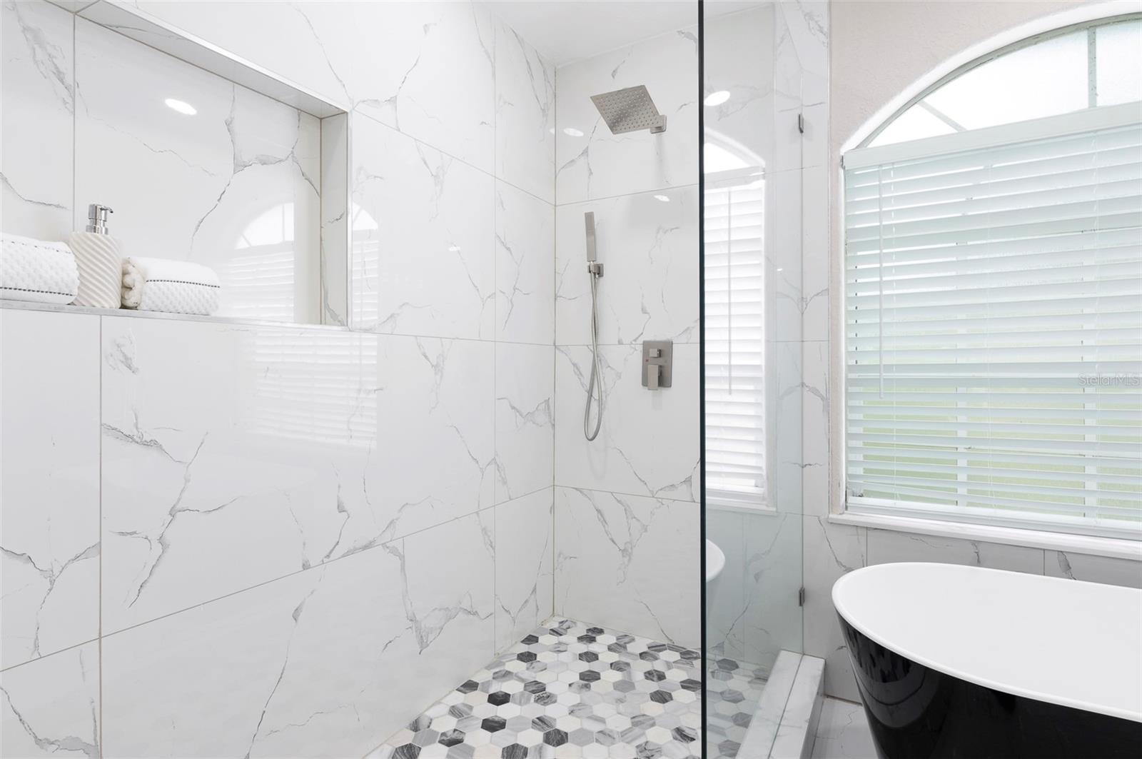 BLOOMINGDALE SEC J J - Residential