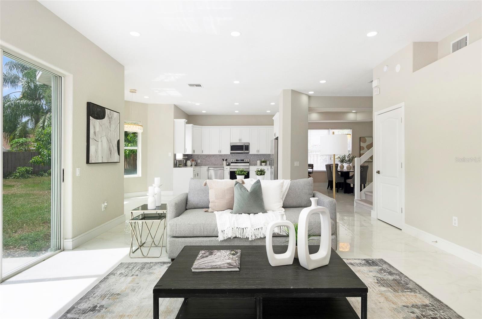 BLOOMINGDALE SEC J J - Residential