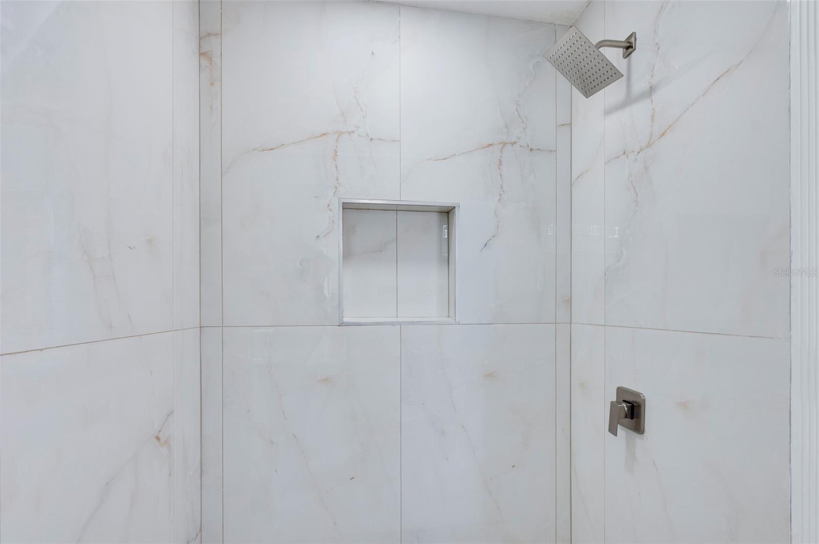 BLOOMINGDALE SEC J J - Residential