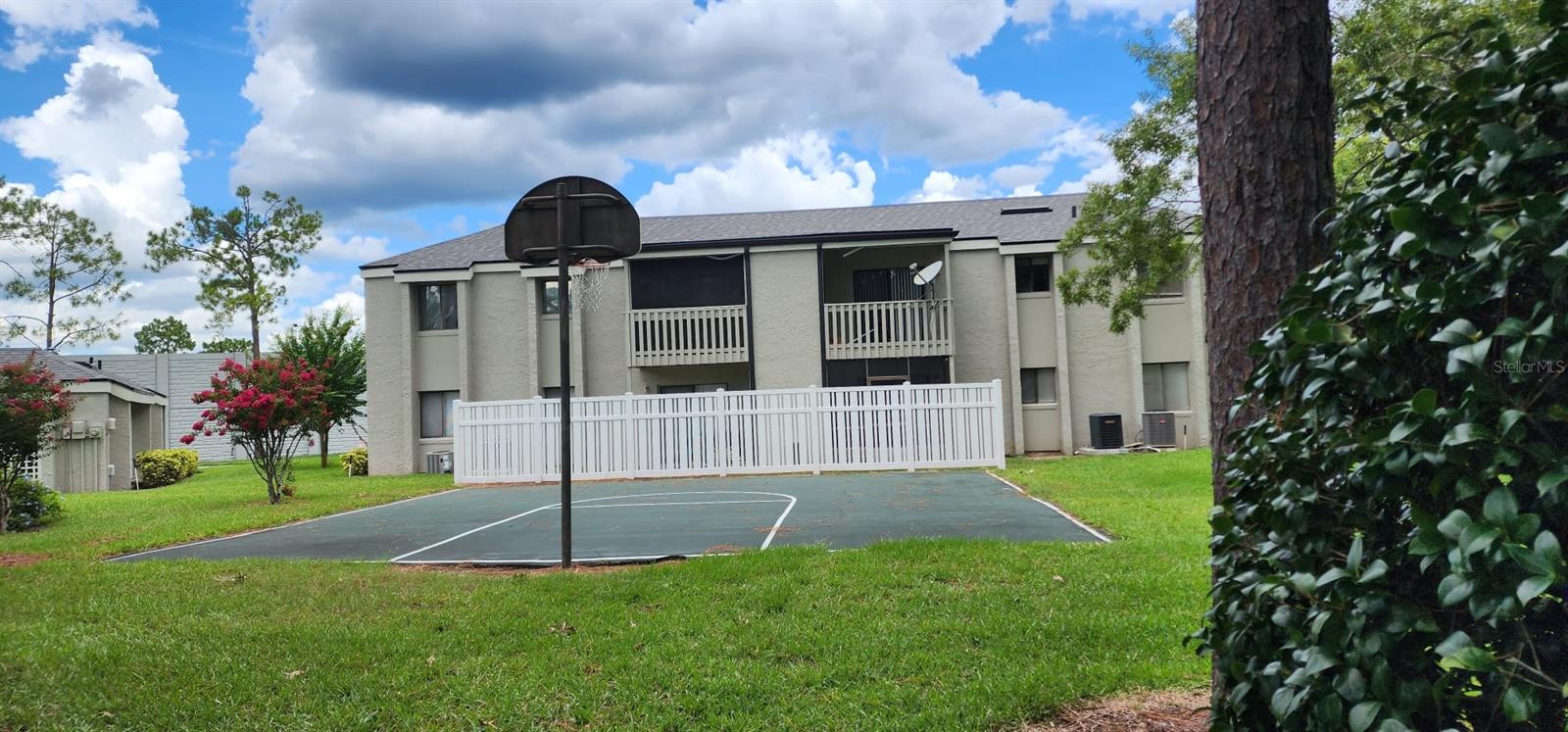 129 SPRINGWOOD CIRCLE D