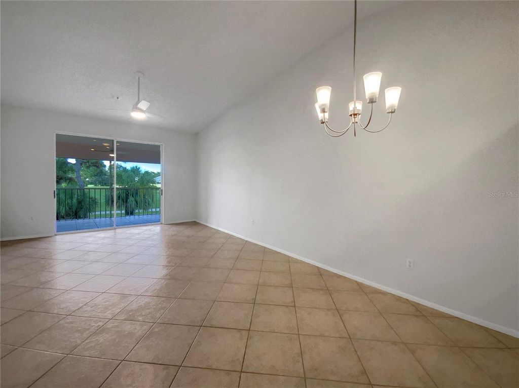 Photo of 6904 Drewrys Bluff #810, Bradenton, FL 34203 (MLS # O6361352)