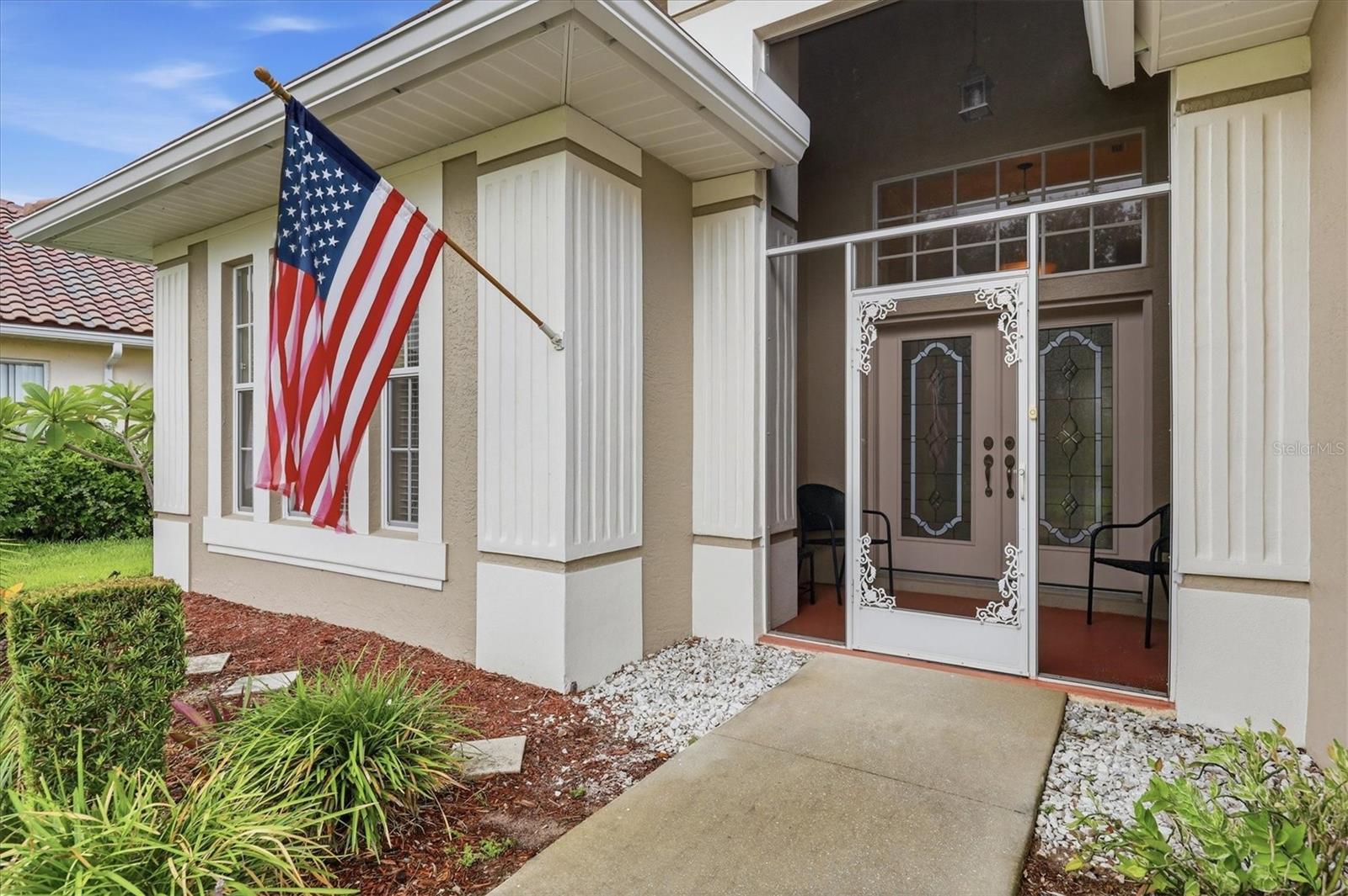762 SILK OAK DRIVE