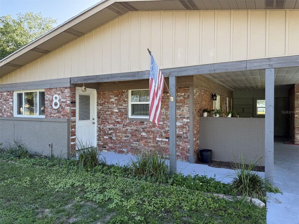 Photo of 8 Silver Way, Ocala, FL 34472 (MLS # OM715425)