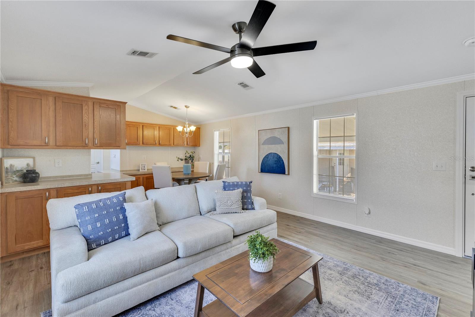 CRESCENT ESTATES SUB 1 - Residential