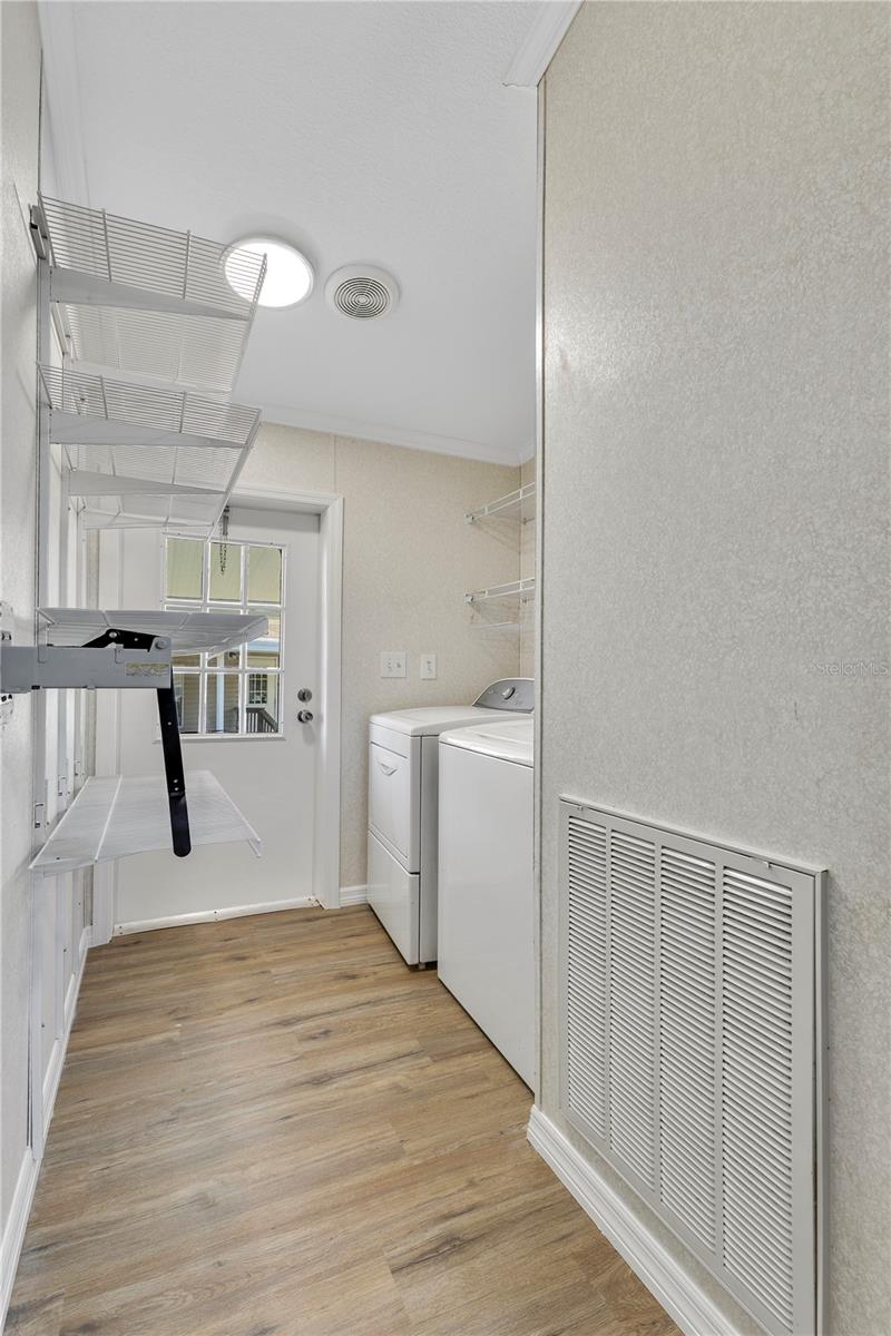 CRESCENT ESTATES SUB 1 - Residential