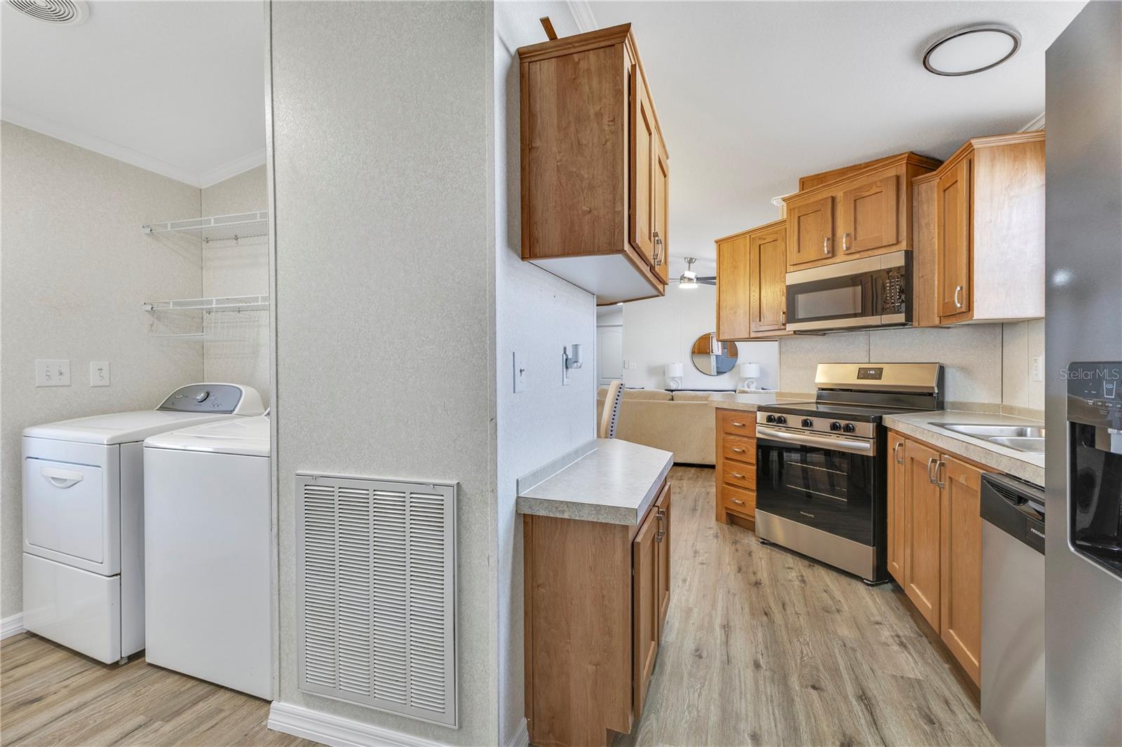 CRESCENT ESTATES SUB 1 - Residential