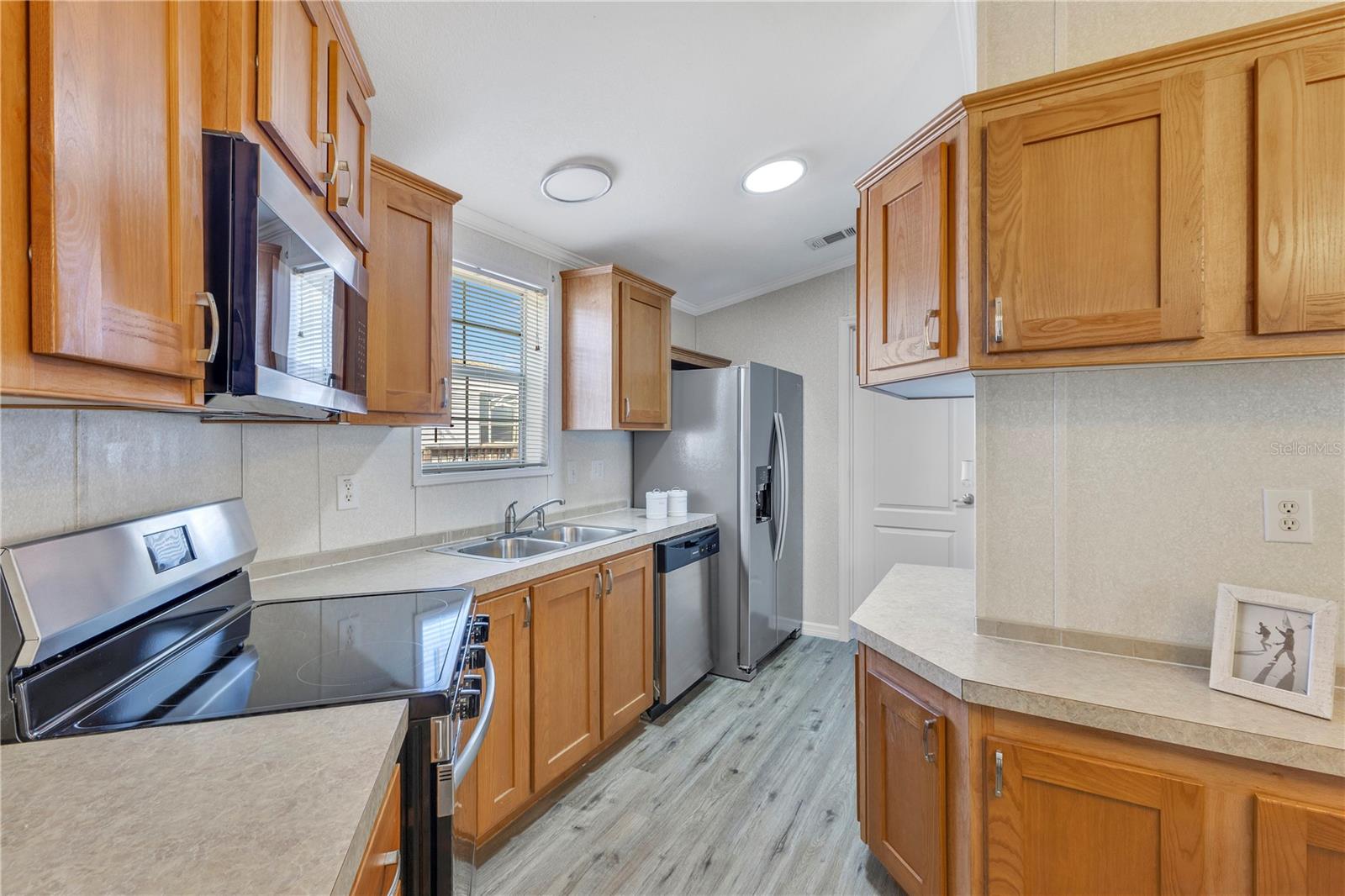 CRESCENT ESTATES SUB 1 - Residential